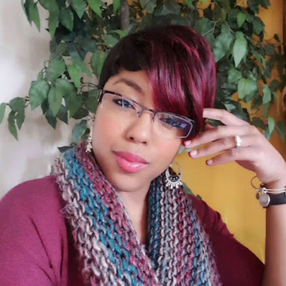 Meet your Posher, Rae